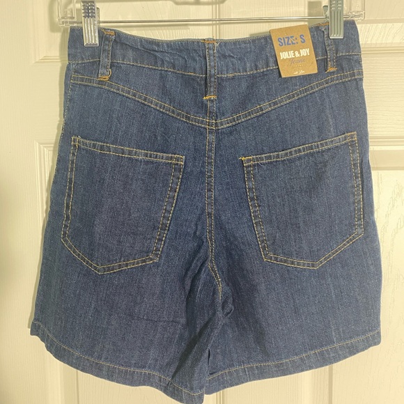 Asymmetrical closure denim shorts - Picture 5 of 5